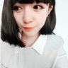 陈伟霆陪儿子打疫苗